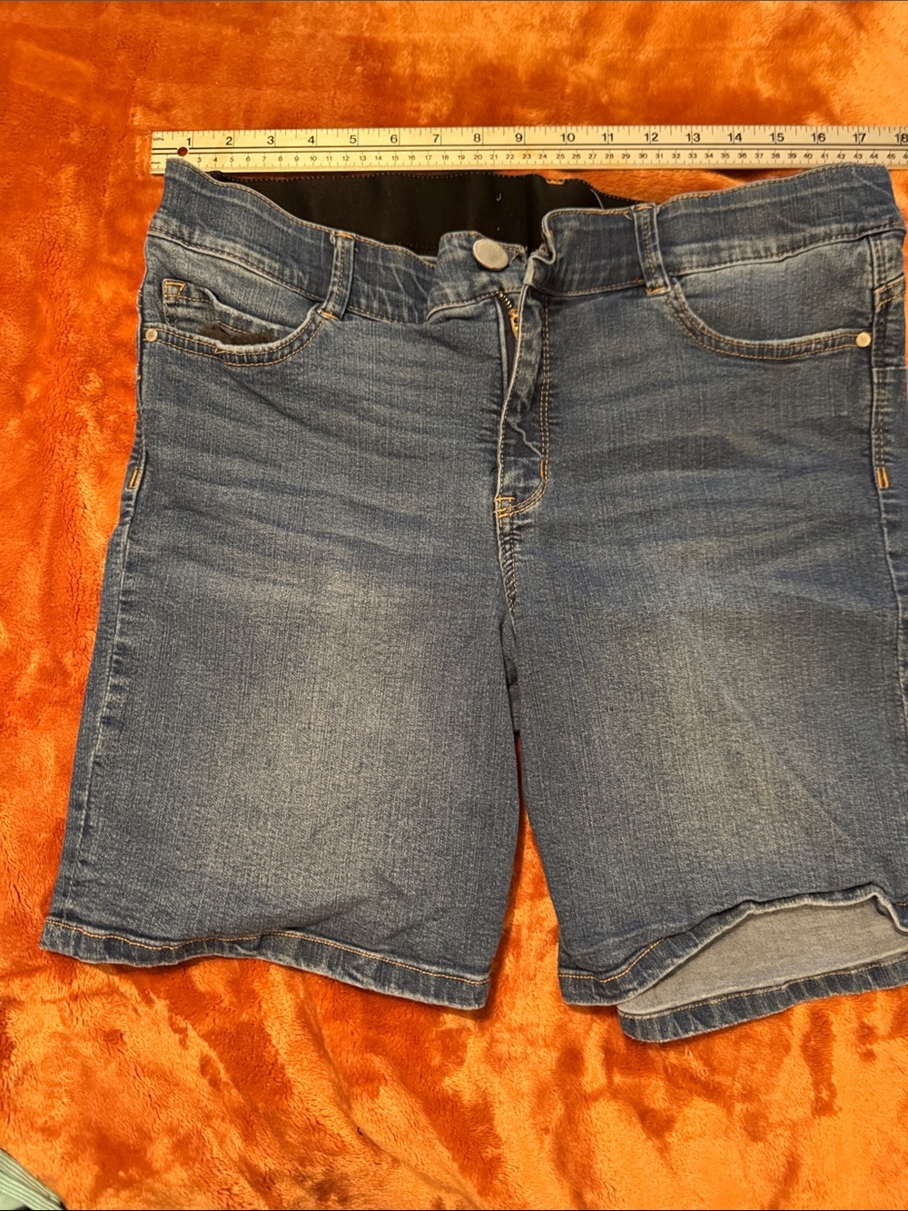 Classic Mid-Blue Denim Shorts